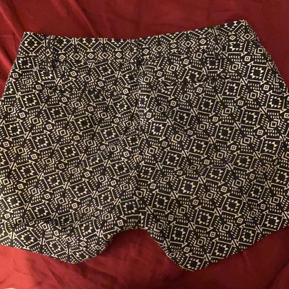 French Connection shorts - Picture 5 of 5